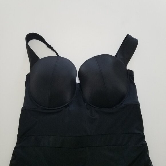 Torrid One Piece Swimsuit Lattice Mesh Side Underwire Bra Black Size 4 - Picture 7 of 14